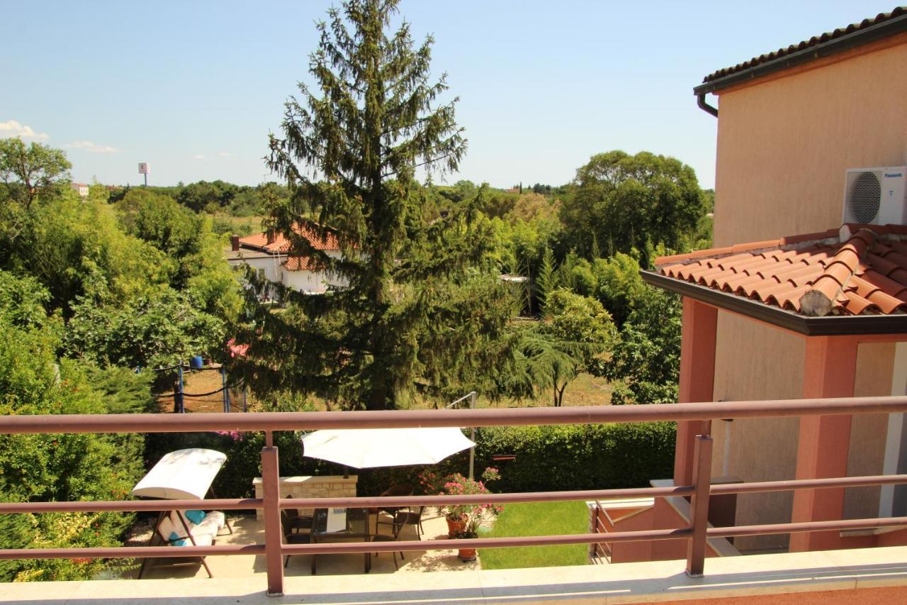 Apartments Eva Umag Zewnętrze zdjęcie