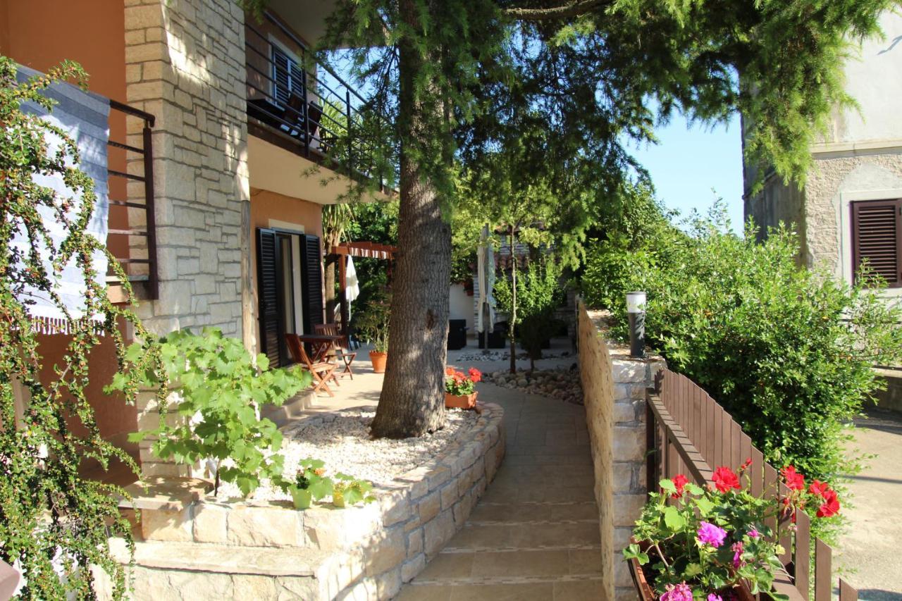 Apartments Eva Umag Zewnętrze zdjęcie