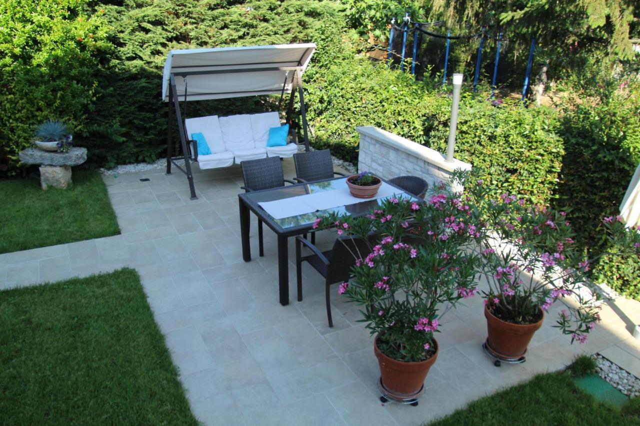Apartments Eva Umag Zewnętrze zdjęcie